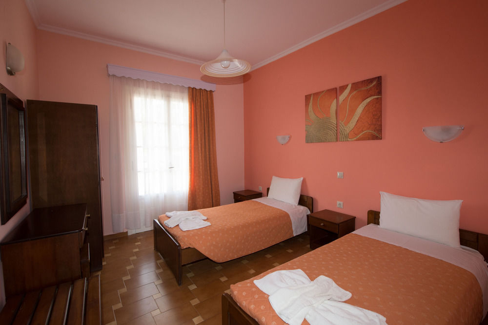 Potamos Apartments Сидари Екстериор снимка